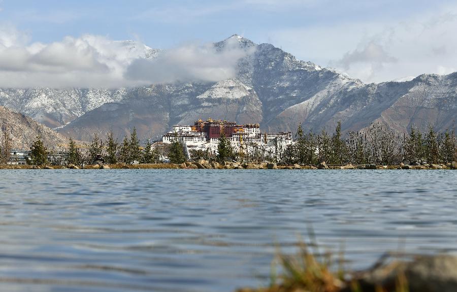 今日西藏：保护生态环境 建设美丽西藏