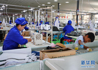 决战决胜脱贫攻坚|扶贫车间女工的“春天”