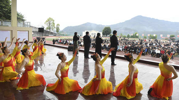 音乐大餐进校园