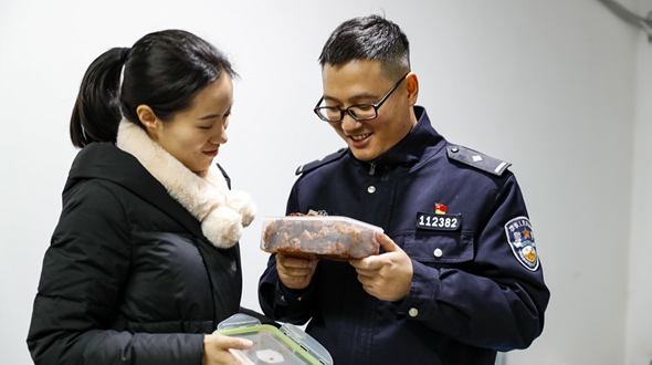 【新春走基层】到车站过年