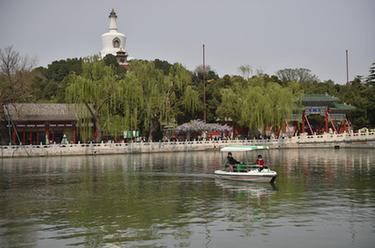 北京：北海公園遊船有序開航
