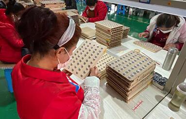 热孜瓦古·拖合提，笑了！