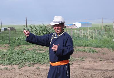 “国家的孩子”扎根草原60年