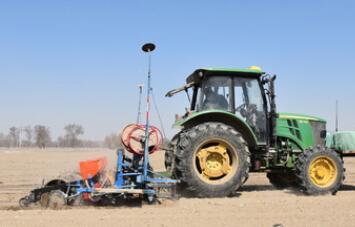 上半年兵团经济社会发展持续改善复苏向好