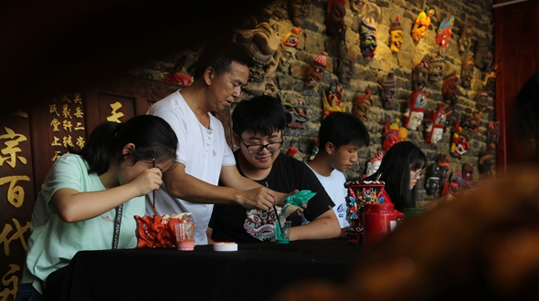 体验非遗 乐享暑期