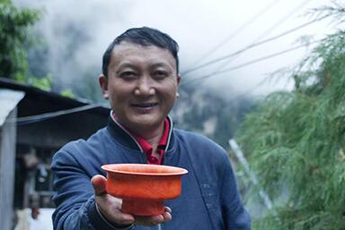 扎西巴珠：木碗盛满幸福生活