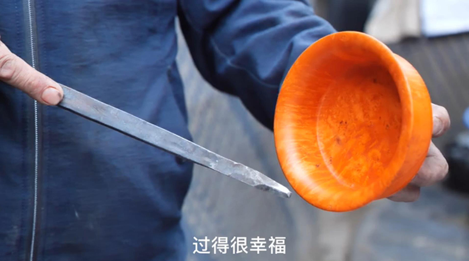 小小的木碗，大大的幸福