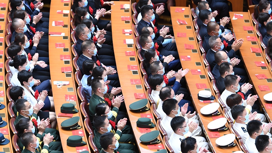 全国抗击新冠肺炎疫情表彰大会在京隆重举行