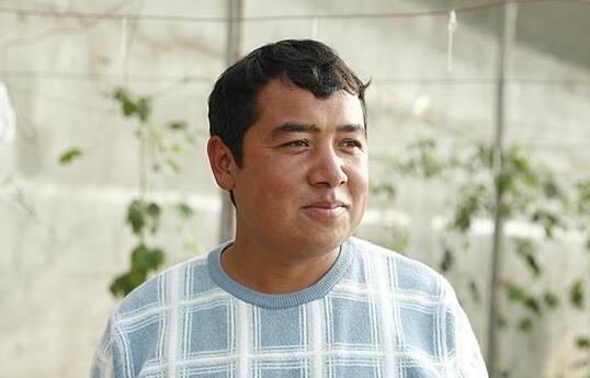 阿迪力·斯迪克播种幸福生活