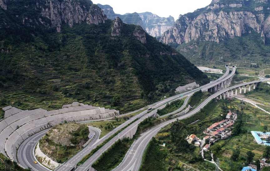 两分钟，感受山西高速公路的“加速度”！