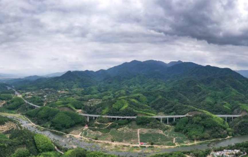 海南山海高速全线通车
