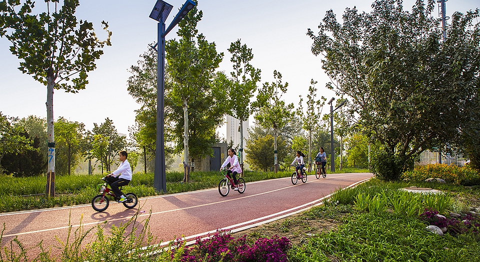 “玉带”串“明珠”——高速路网上的京津冀协同