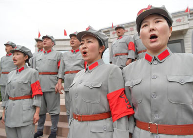 江西于都：以不渝初心走好新长征路