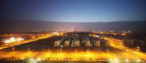 江苏连云港出现&ldquo;云墙&rdquo;天象