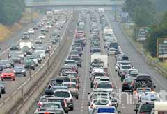 外媒聚焦黄金周拥堵 称假日拥堵是世界难题