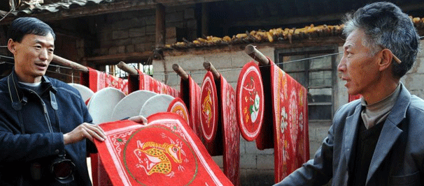 传承千年的农家擀毡工艺