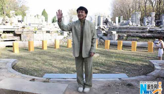 成龙捐&ldquo;屋&rdquo;，扇了谁一个耳光？