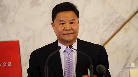 会议新闻发言人吕新华