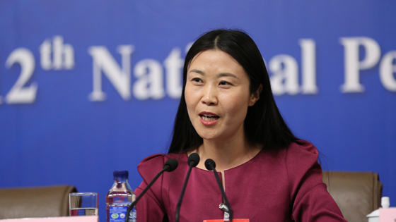 徐晓回答记者提问