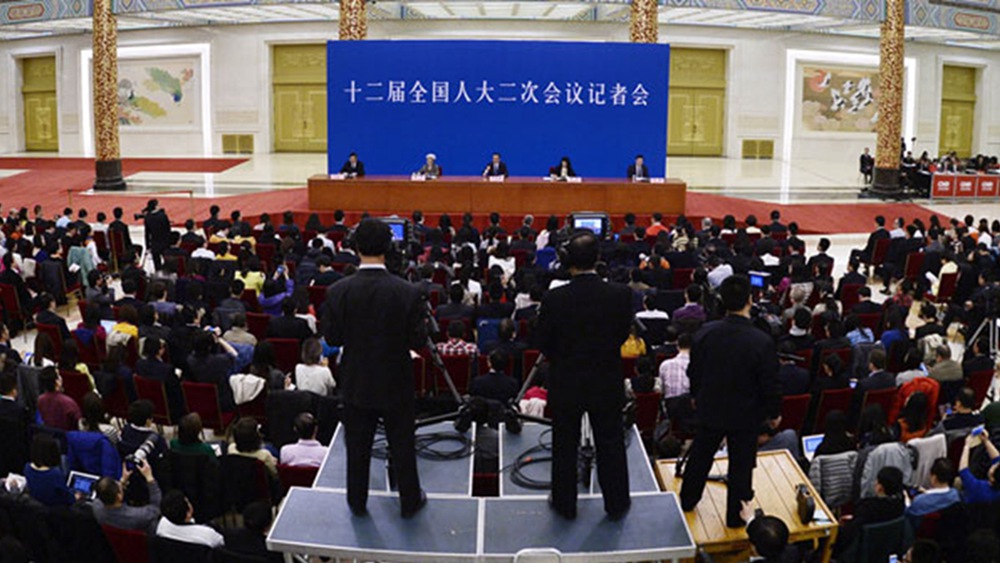 李克强总理与中外记者见面现场