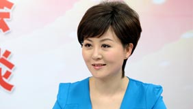 访谈主持人赵艳