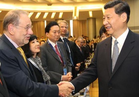 习近平出席&ldquo;世界和平论坛&rdquo;开幕式并致辞