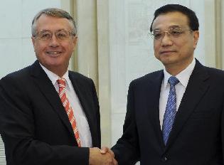 李克强会见澳大利亚副总理兼国库部长