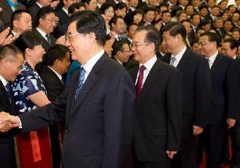 胡锦涛等会见出席第七次全国信访工作会议代表