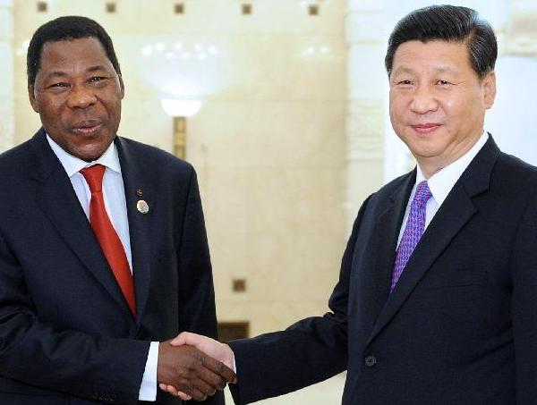 习近平会见贝宁总统