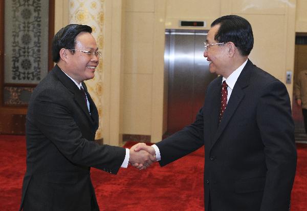 王刚会见越南党政干部考察团