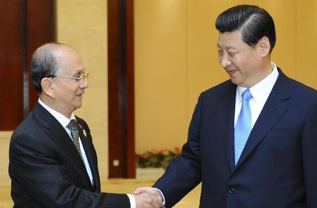 习近平会见缅甸总统吴登盛