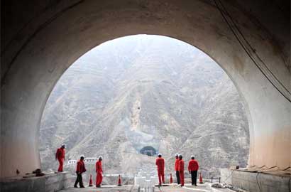 兰新二线兰州枢纽引入工程取得突破