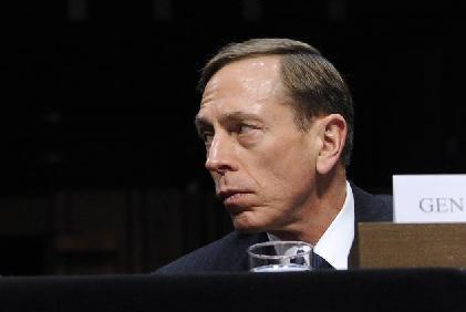 美国中情局局长因婚外情辞职