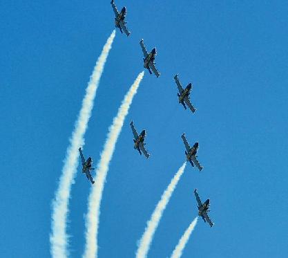 珠海航展抢先看：以蓝天为舞台的盛宴