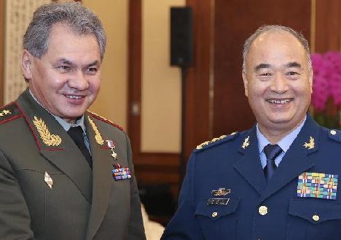 许其亮会见俄罗斯国防部长