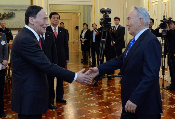 哈萨克斯坦总统纳扎尔巴耶夫会见王岐山