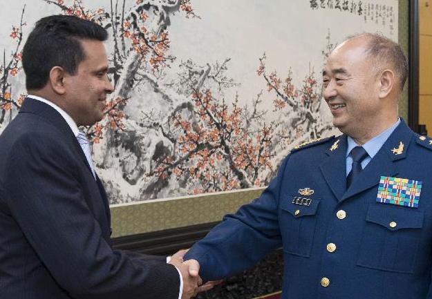 许其亮会见马尔代夫国防和国家安全部长