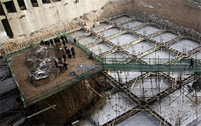 山西太原“最牛钉子坟”动迁