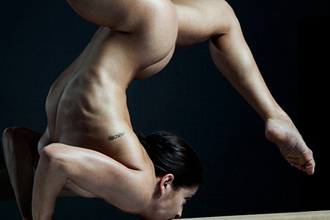 美20位著名运动员全裸写真[组图]