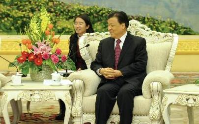 刘云山会见葡萄牙客人