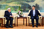 习近平会见美国前国务卿基辛格