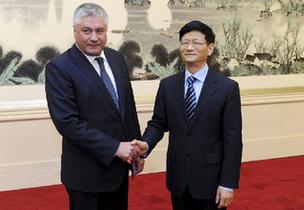 孟建柱会见俄罗斯联邦内务部长科洛科利采夫