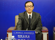 访谈主持人崔文良