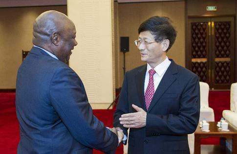 孟建柱会见坦桑尼亚内政部部长