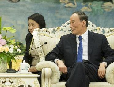 王岐山会见丹麦议会监察署代表团