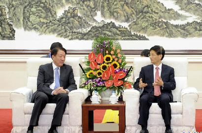 孟建柱会见新加坡副总理张志贤