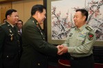 范長龍會見泰國副總理兼外長、武裝部隊最高司令他那薩