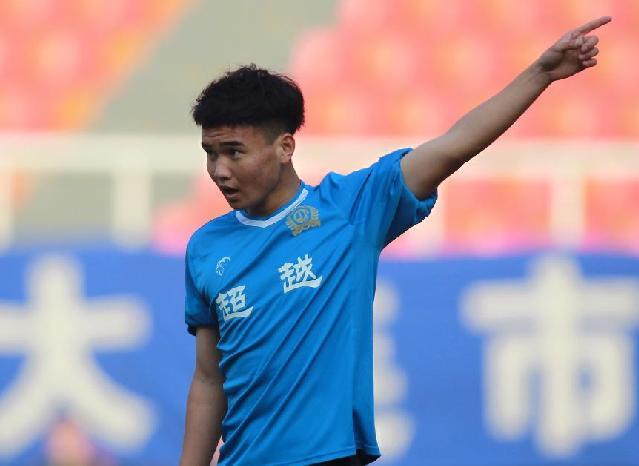 大连足球新星王仁龙训练中意外猝死