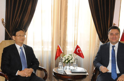 孟建柱与土耳其副总理巴巴詹举行会谈
