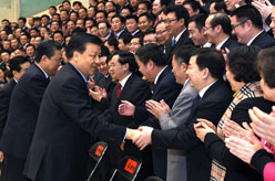 刘云山出席中央党校2014年秋季学期毕业典礼